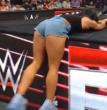 Full leaked Lyra valkyria page private onlyfans photo