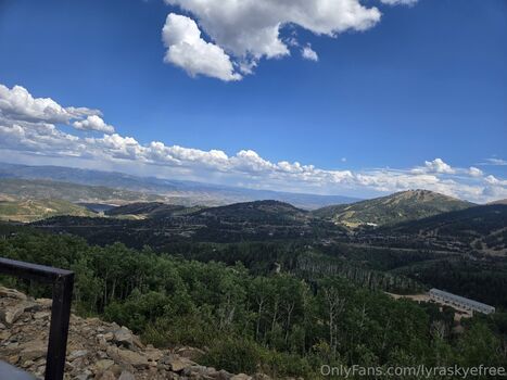 lyraskyefree