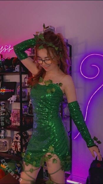Full leaked Lyssaurora page private onlyfans photo