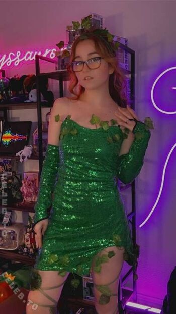 Full leaked Lyssaurora page private onlyfans photo