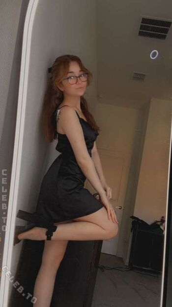 Full leaked Lyssaurora page private onlyfans photo