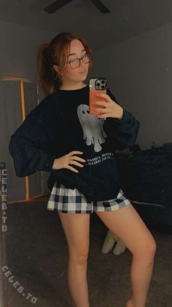 Full leaked Lyssaurora page private onlyfans photo