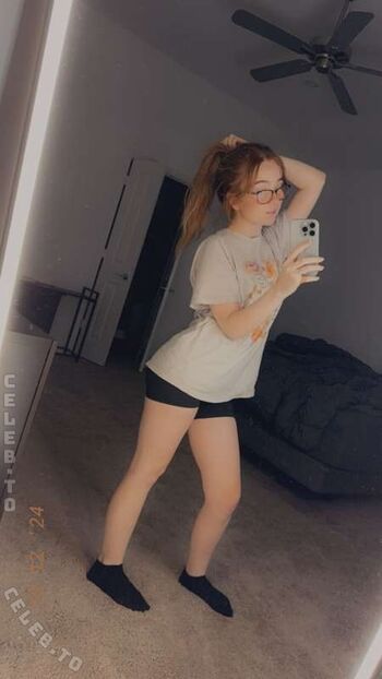 Full leaked Lyssaurora page private onlyfans photo