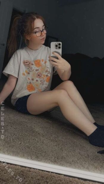 Full leaked Lyssaurora page private onlyfans photo