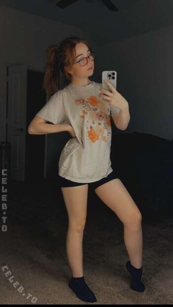 Full leaked Lyssaurora page private onlyfans photo