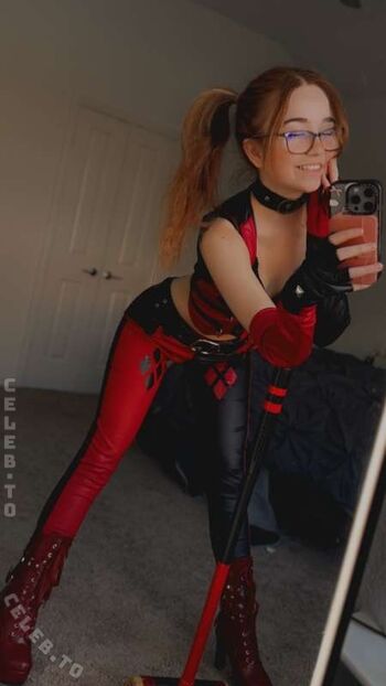 Full leaked Lyssaurora page private onlyfans photo