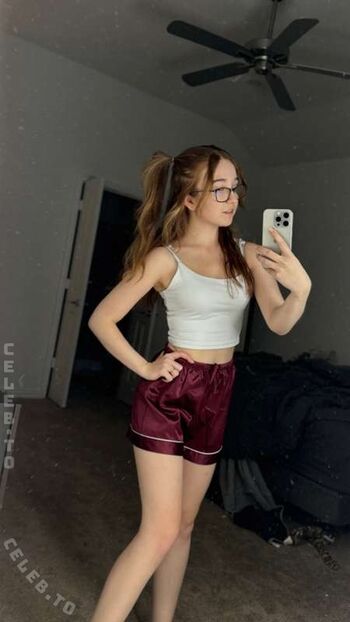 Full leaked Lyssaurora page private onlyfans photo