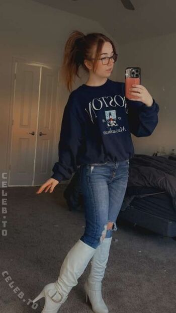 Full leaked Lyssaurora page private onlyfans photo