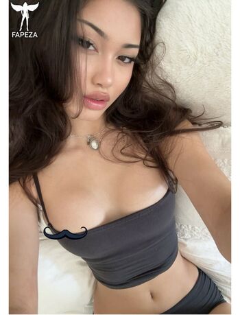 Full leaked Lyuaei  page private onlyfans photo