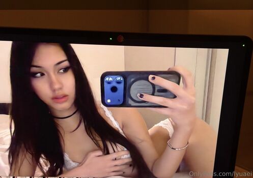 Full leaked Lyuaei private onlyfans photo