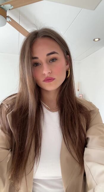 Full leaked Maaike roellies private onlyfans photo