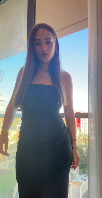 Full leaked Maaike roellies private onlyfans photo