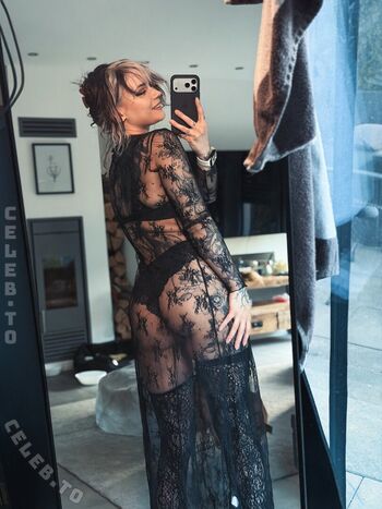 Full leaked Macezayuri private onlyfans photo