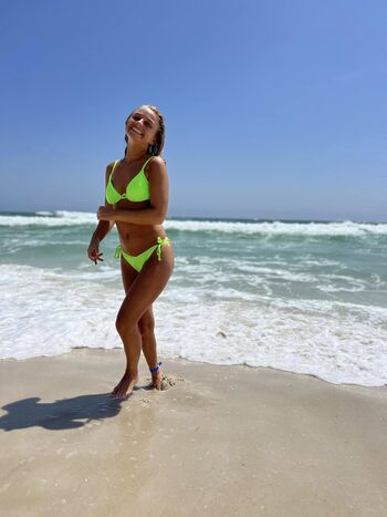 Full leaked Macimccarley private onlyfans photo