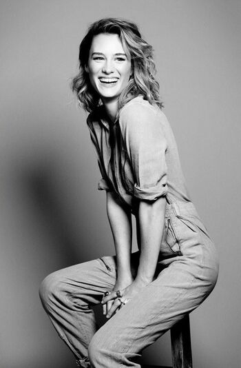 Full leaked Mackenzie davis private onlyfans photo