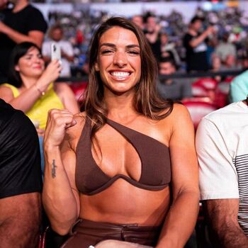 Full leaked Mackenzie dern private onlyfans photo