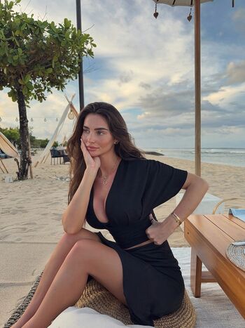 Full leaked Maddy cheary page private onlyfans photo