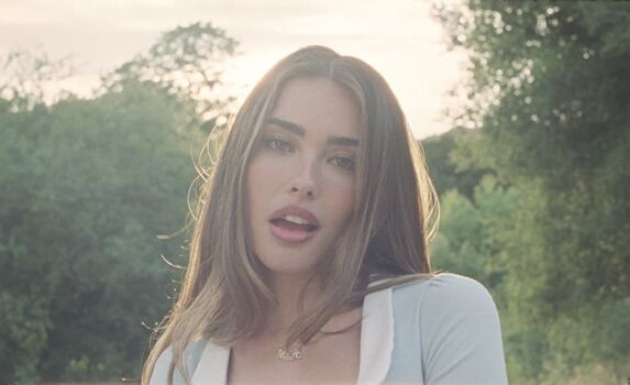 Full leaked Madison beer  page private onlyfans photo