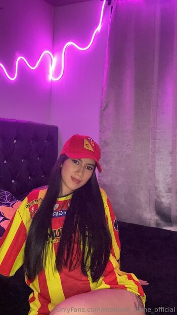 madison_stone_official