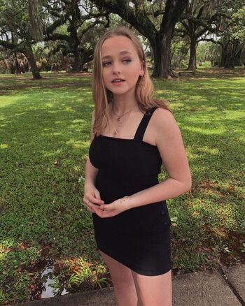 Full leaked Madison wolfe private onlyfans photo