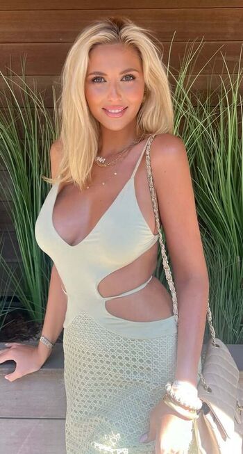 Full leaked Madisonbass private onlyfans photo