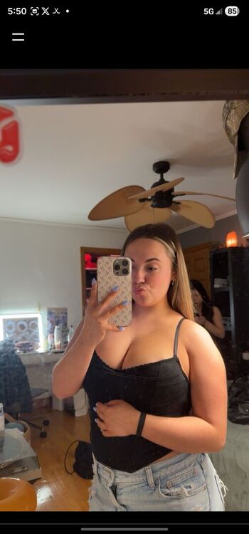 Full leaked Madisonjulianaa private onlyfans photo