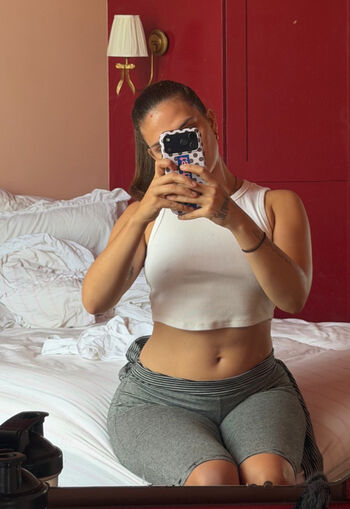 Full leaked Mae muller private onlyfans photo