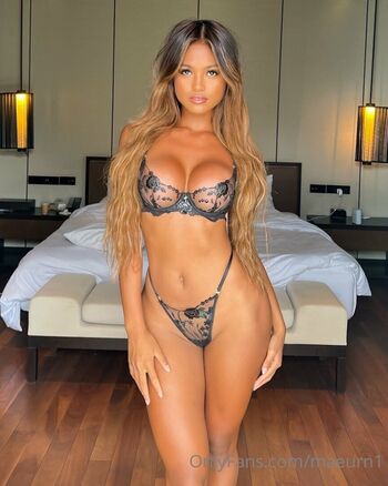 Full leaked Maeurn private onlyfans photo