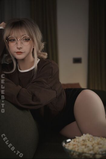 Full leaked Maidmana private onlyfans photo
