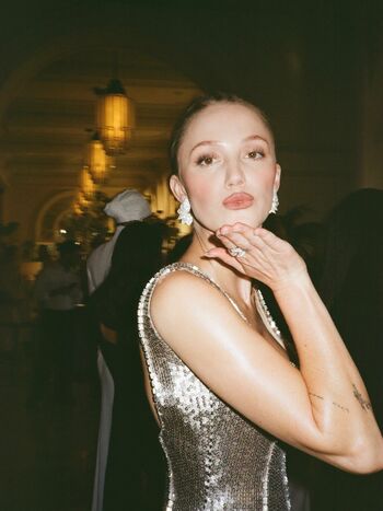 Full leaked Maika monroe private onlyfans photo