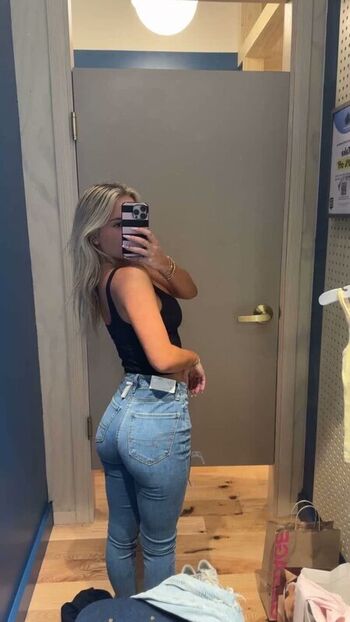 Full leaked Mailiholtx private onlyfans photo