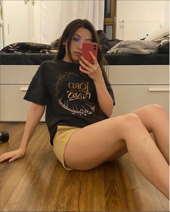 Full leaked Mailinh private onlyfans photo