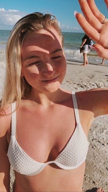 Full leaked Maireclaire dubard page private onlyfans photo