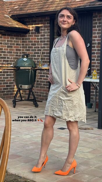 Full leaked Maisie williams page private onlyfans photo