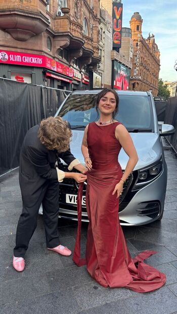Full leaked Maisie williams page private onlyfans photo