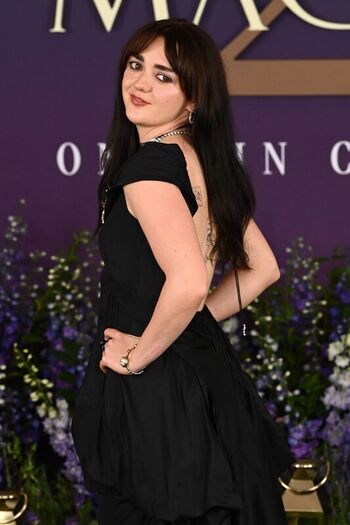 Full leaked Maisie williams private onlyfans photo