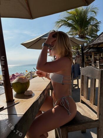 Full leaked Majaaleonie private onlyfans photo