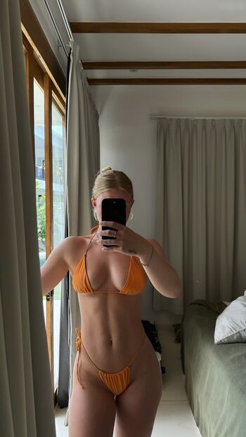 Full leaked Majaaleonie page private onlyfans photo
