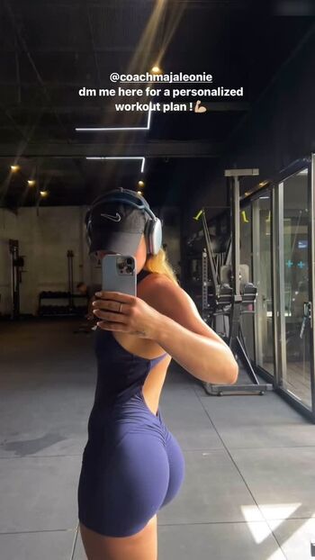 Full leaked Majaaleonie page private onlyfans photo