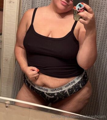 Full leaked Makeashcum private onlyfans photo
