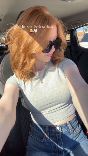 Makenna Kelly / Lifewithmak