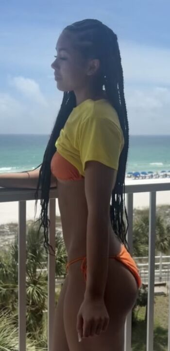 Full leaked Makenzie private onlyfans photo