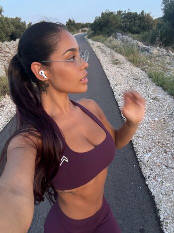 Full leaked Malaika terry private onlyfans photo