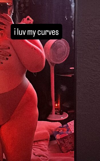 Full leaked Mama boner private onlyfans photo