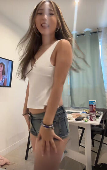 Full leaked Mandy lee private onlyfans photo