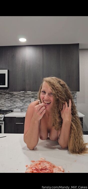 Mandy_Milf_Cakes