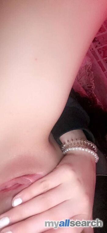 Full leaked Mangofruitloops private onlyfans photo