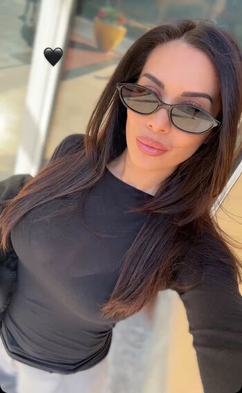 Full leaked Manon van private onlyfans photo
