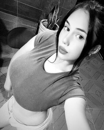 Maria Pernia
