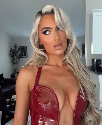 Full leaked Mariah may  page private onlyfans photo
